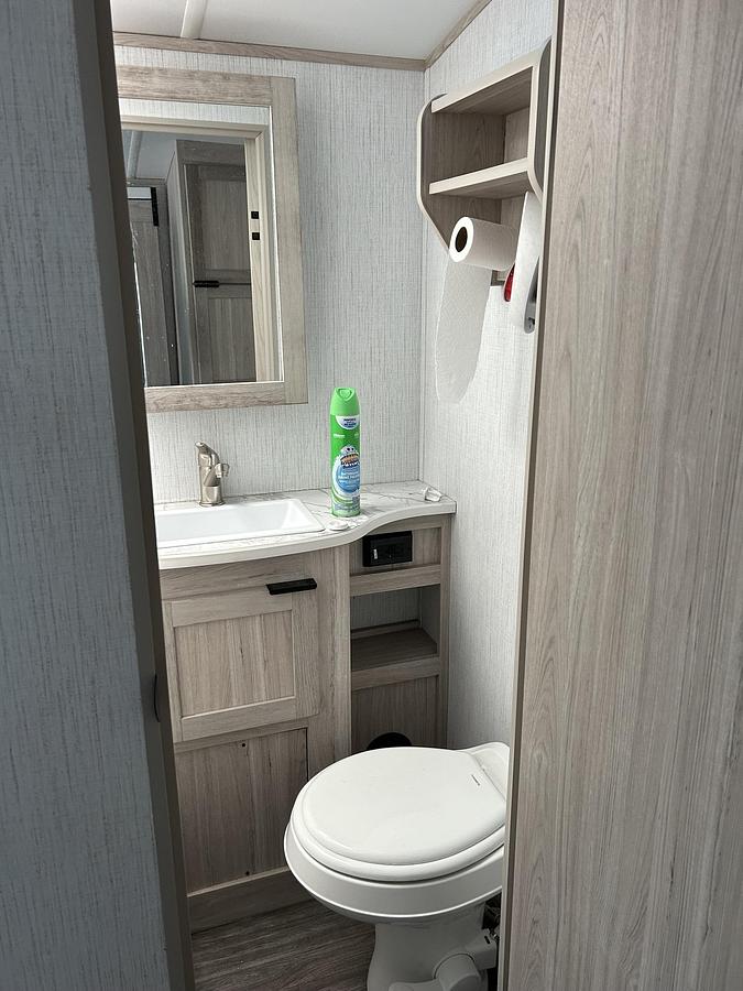 Used 2022 Cruiser RV Shadow Cruiser 280QBS Travel Trailer