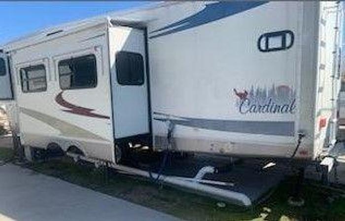 Used 2007 Forest River Cardinal 36RLE