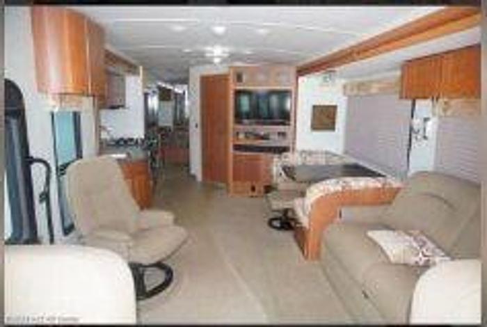 Used 2008 Itasca Latitude 39W