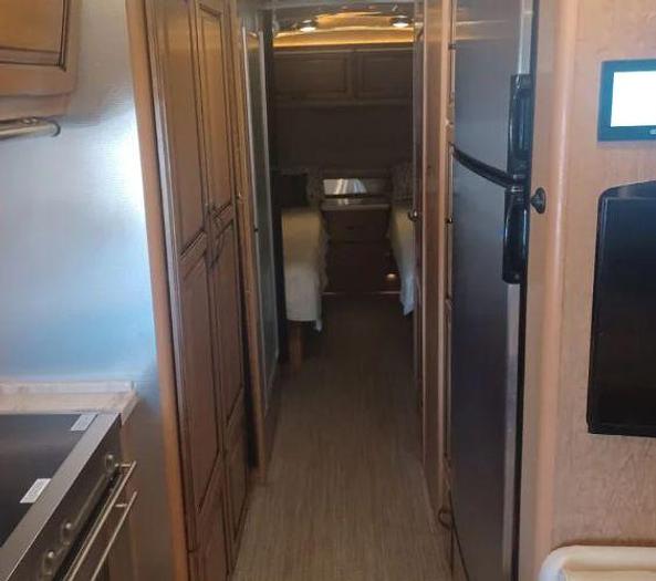 Used 2020 Airstream Classic 30RBT