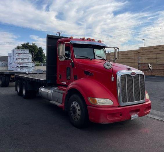 Used 2009 Peterbilt 386