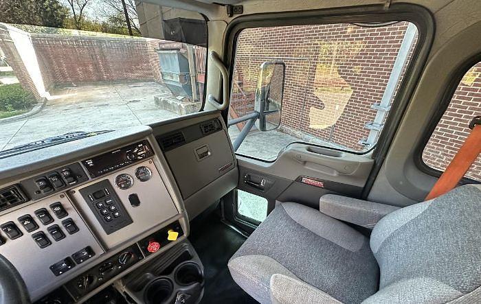 Used 2017 KENWORTH K370