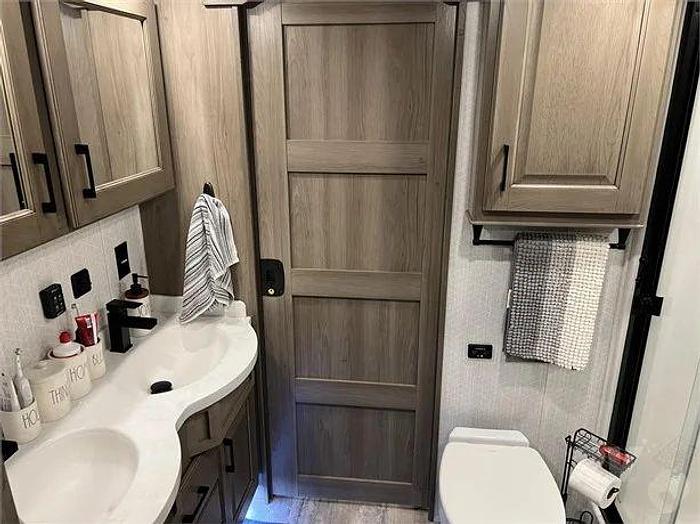 Used 2022 DRV MOBILE SUITES 41RKDB