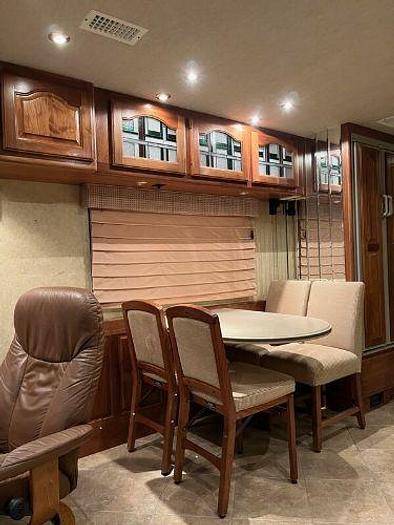 Used 2002 Country Coach Magna