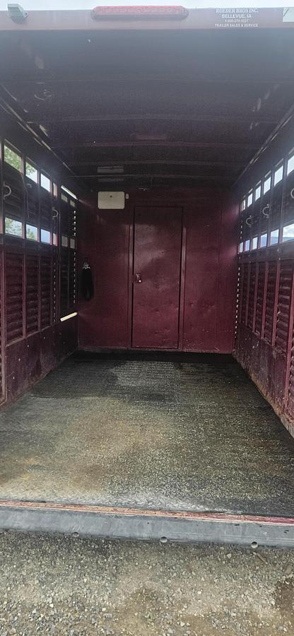 Used 2004 Featherlite Horse Trailer with Living Quarters