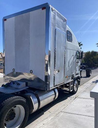 Used 1995 Freightliner FLB112