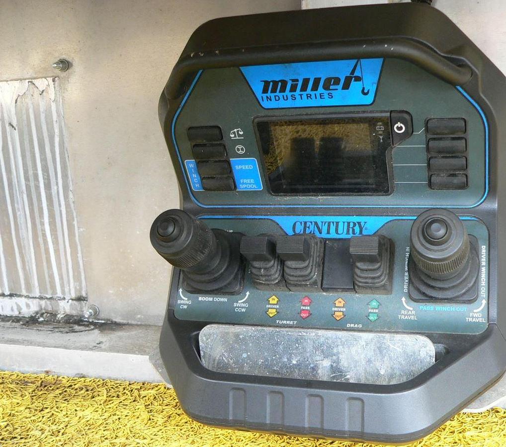 Used 2016 Peterbilt 389