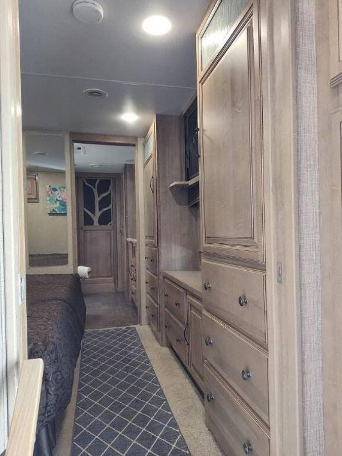 Used 2016 Redwood Redwood 39MB