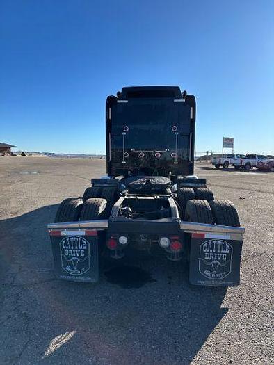 Used 2016 Peterbilt 389