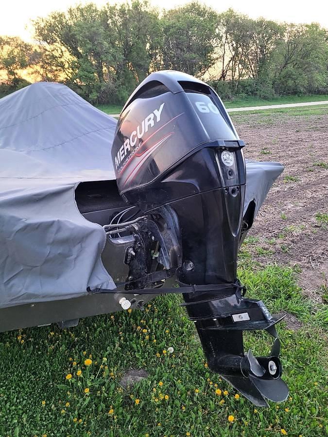 Used 2017 Lowe FM 165 Pro