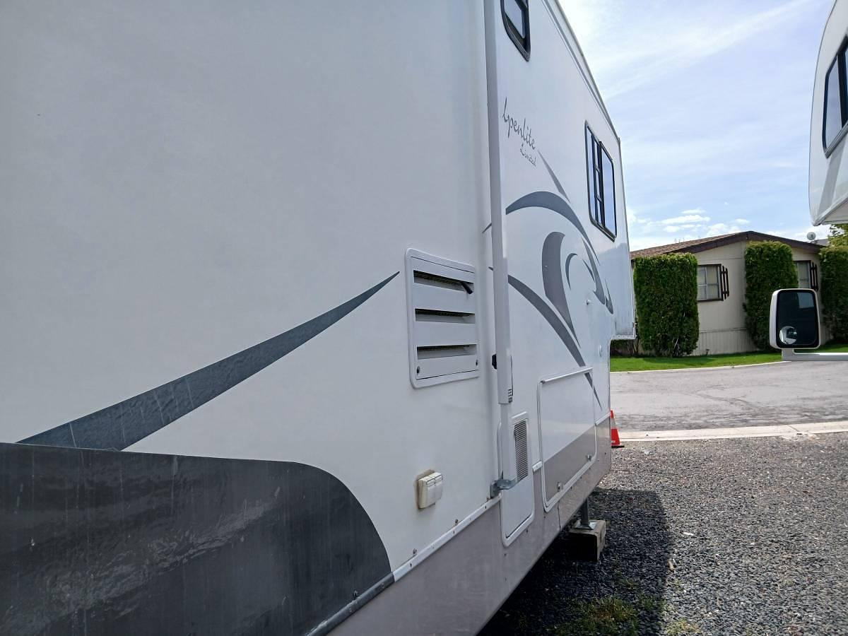 Used 2004 Western RV Augusta Alpenlite Limited