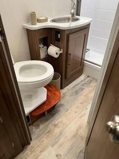 Used 2021 Coachmen Pursuit 27DS