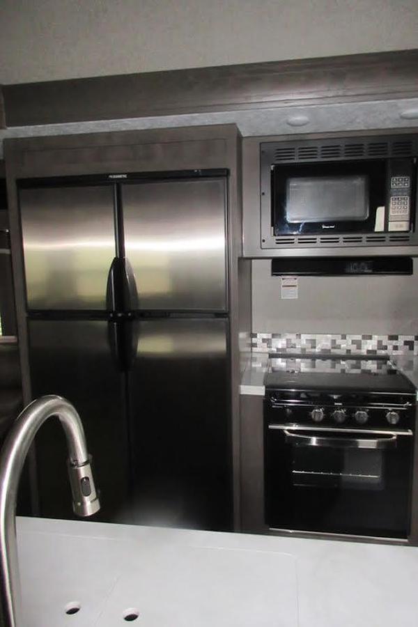 Used 2019 Forest River Rockwood Signature Ultra Lite 8299BS Fifth Wheel