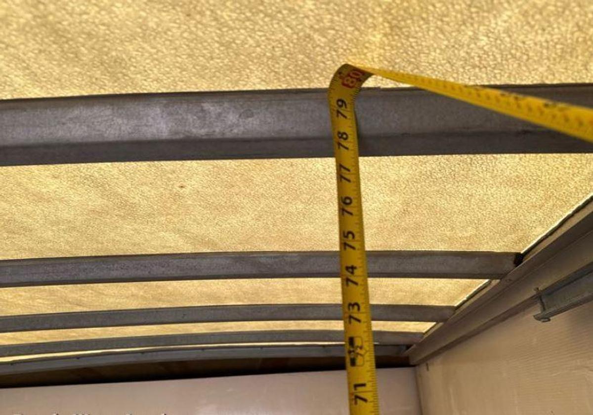 Used 2012 Ford E350 Super Duty Box Truck