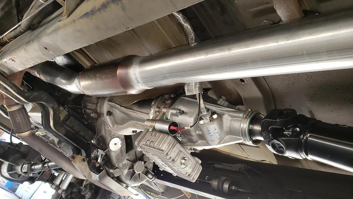 Used 1988 MC Suburban 4WD 2500