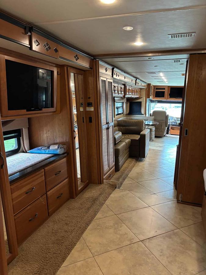 Used 2015 Fleetwood Expedition 38K
