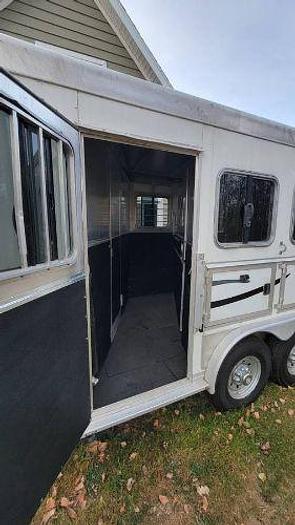 Used 2011 Cherokee Tomahawk Horse Trailer