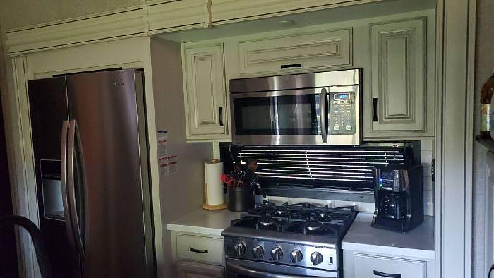 Used 2023 Jayco North Point 382FLRB