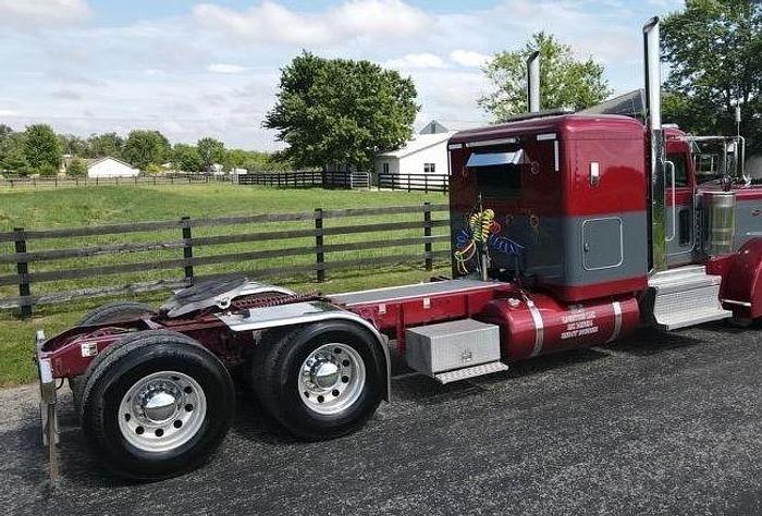Used 2023 Peterbilt 389