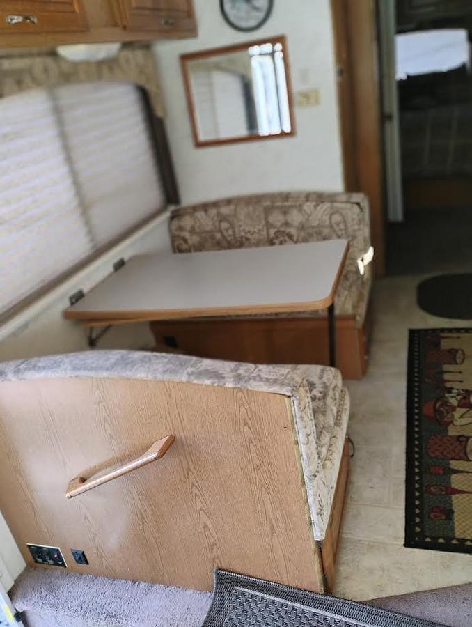 Used 2003 Ford Hurricane Class A Motorhome