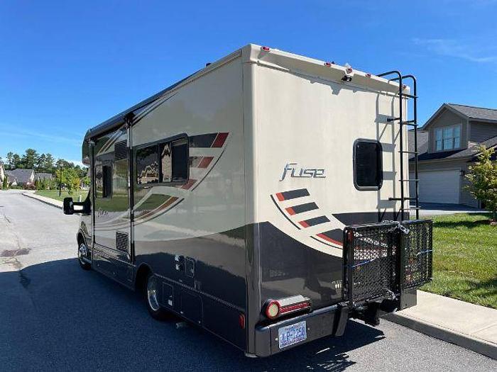 Used 2017 Winnebago Fuse 23A