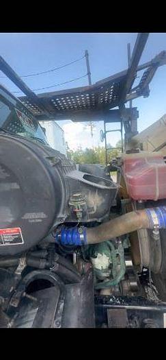 Used 2015 Volvo VAH Car Hauler