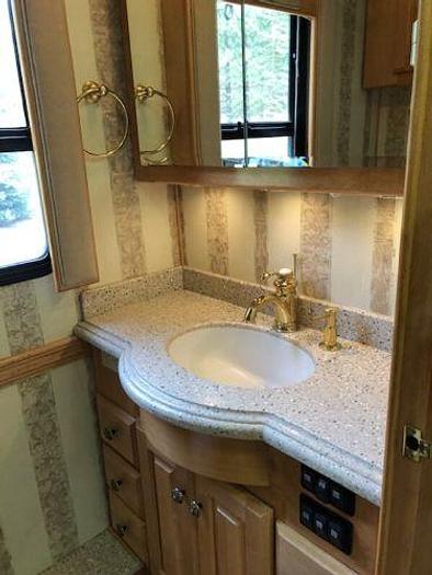 Used 2005 Monaco Executive 40PBT