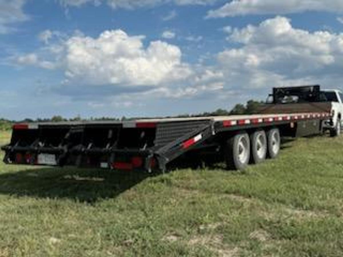 Used 2023 Texas Pride 32' Flatbed Trailer