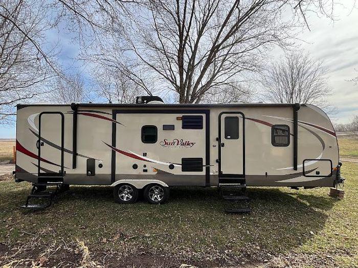 Used 2015 Evergreen Sun Valley S299DBH