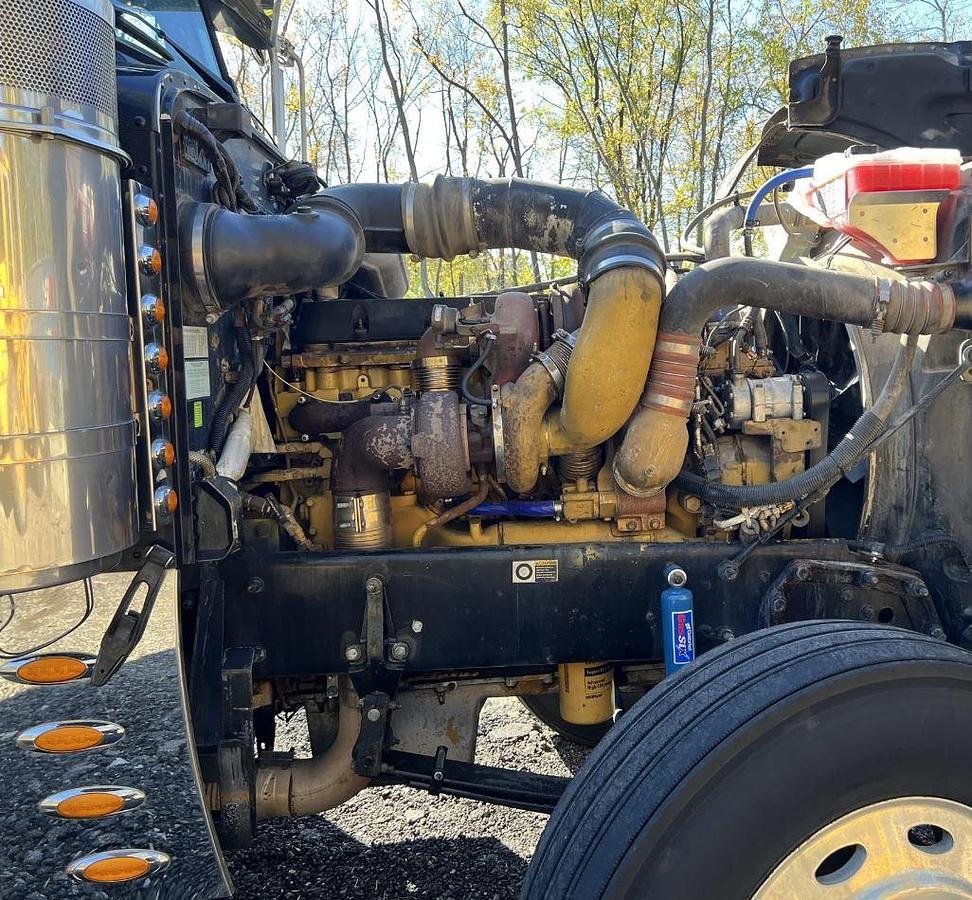 Used 2009 Peterbilt 389