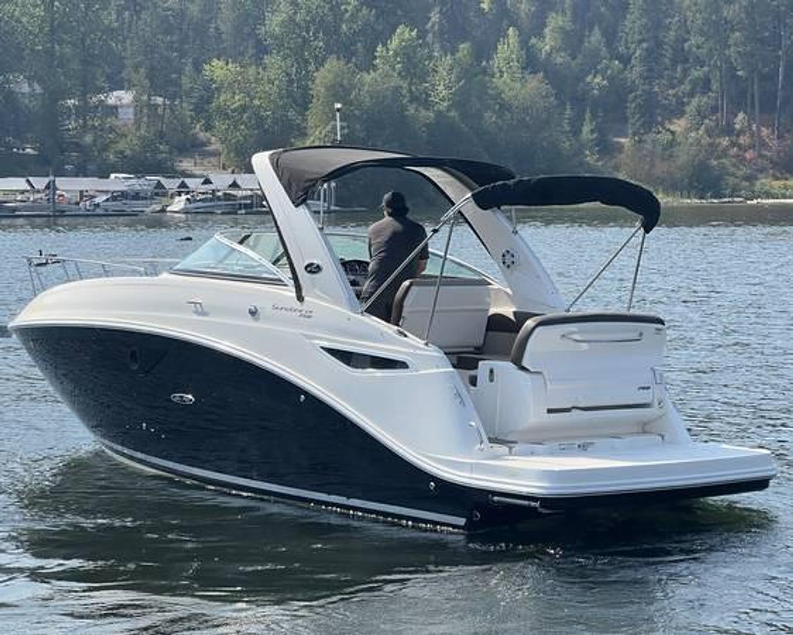 Used 2014 Sea Ray Sundancer 260