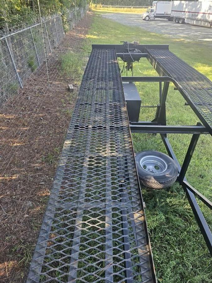 Used 2017 Kaufman 51' 3-Car Wedge Trailer