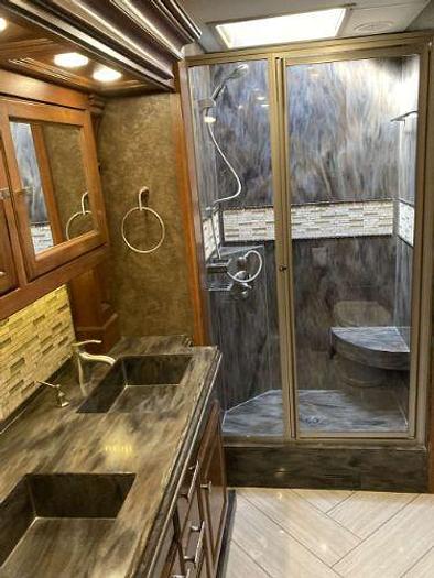 Used 2014 Tiffin Allegro Bus