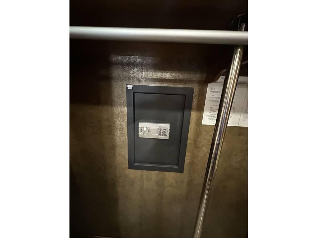 Used 2014 Tiffin Motorhomes Allegro Bus 45 LP