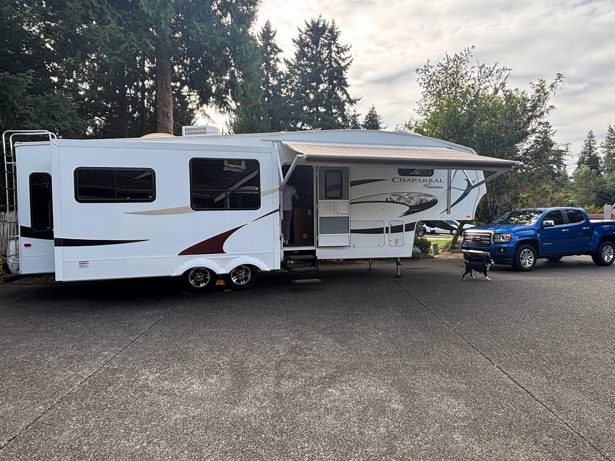 Used 2009 Coachmen Chaparral 322 RSLT