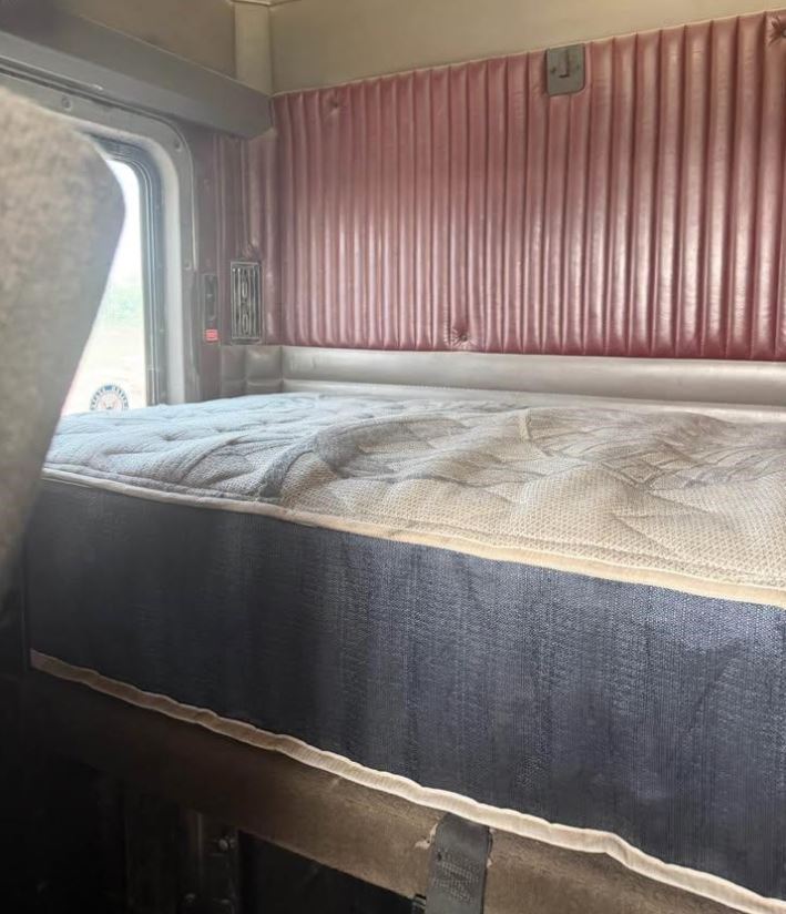 Used 2003 Kenworth T800