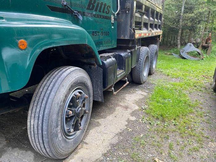 Used 1985 INTERNATIONAL S2600 Dump Truck