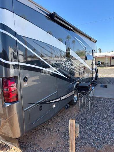 Used 2020 Thor Magnitude SV34