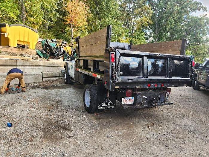 Used 2011 Ford Super Duty F-550 DRW XL