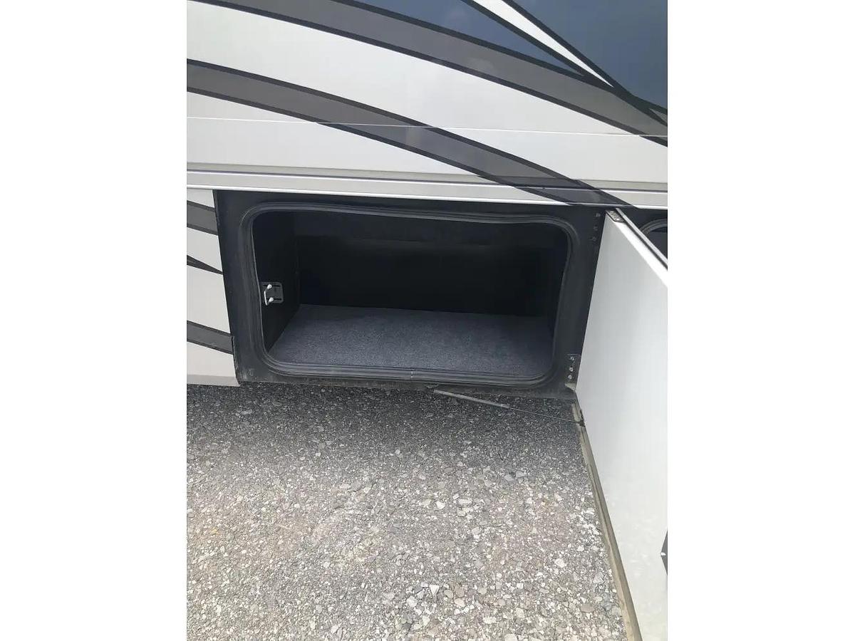 Used 2019 Coachmen Mirada Select 37SB Class A Motorhome