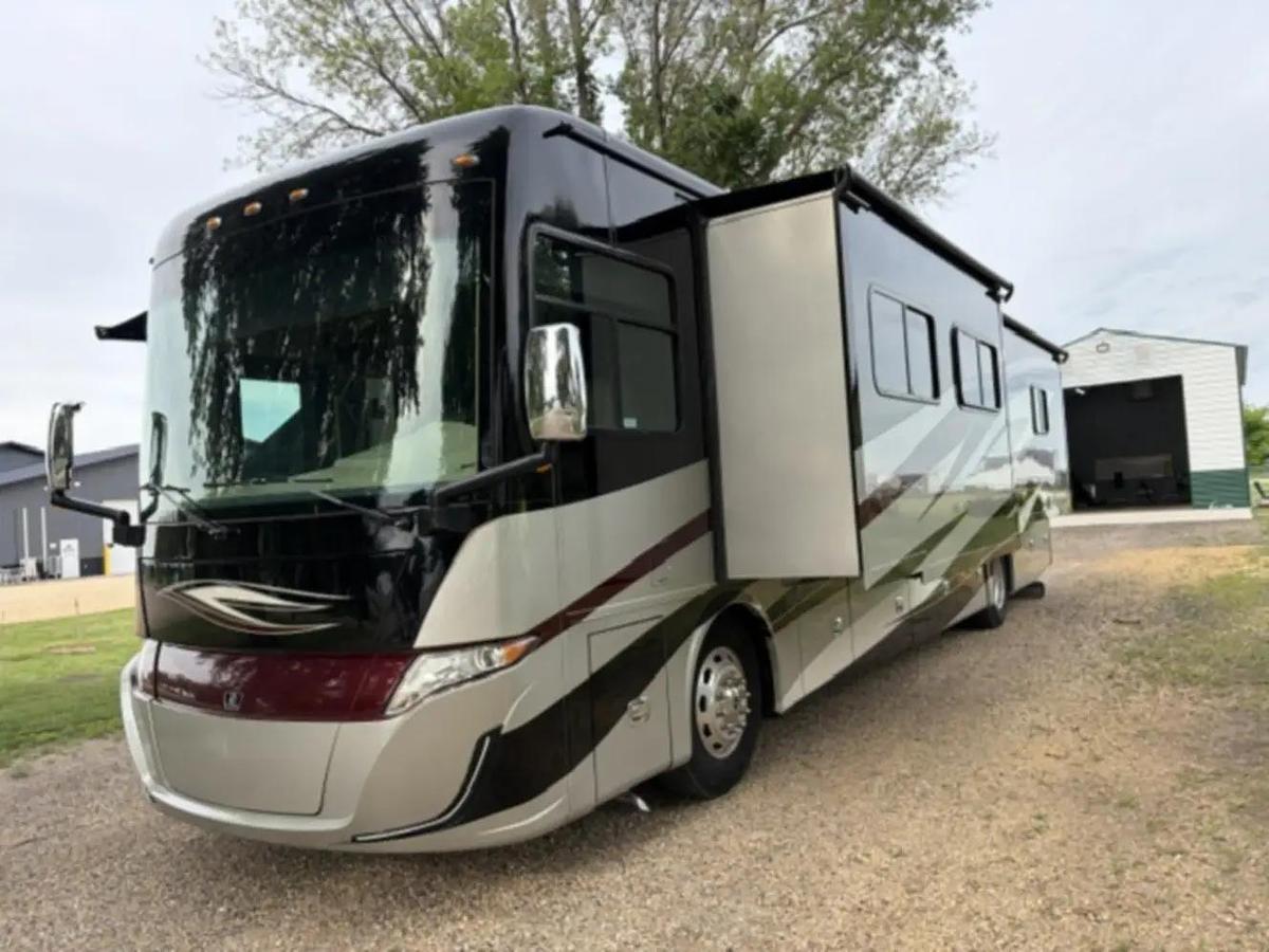 Used 2019 Tiffin Allegro Red 37PA