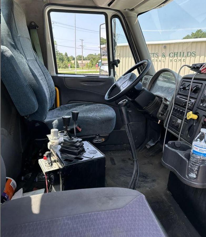 Used 2012 International Workstar 7400 Roll-Off