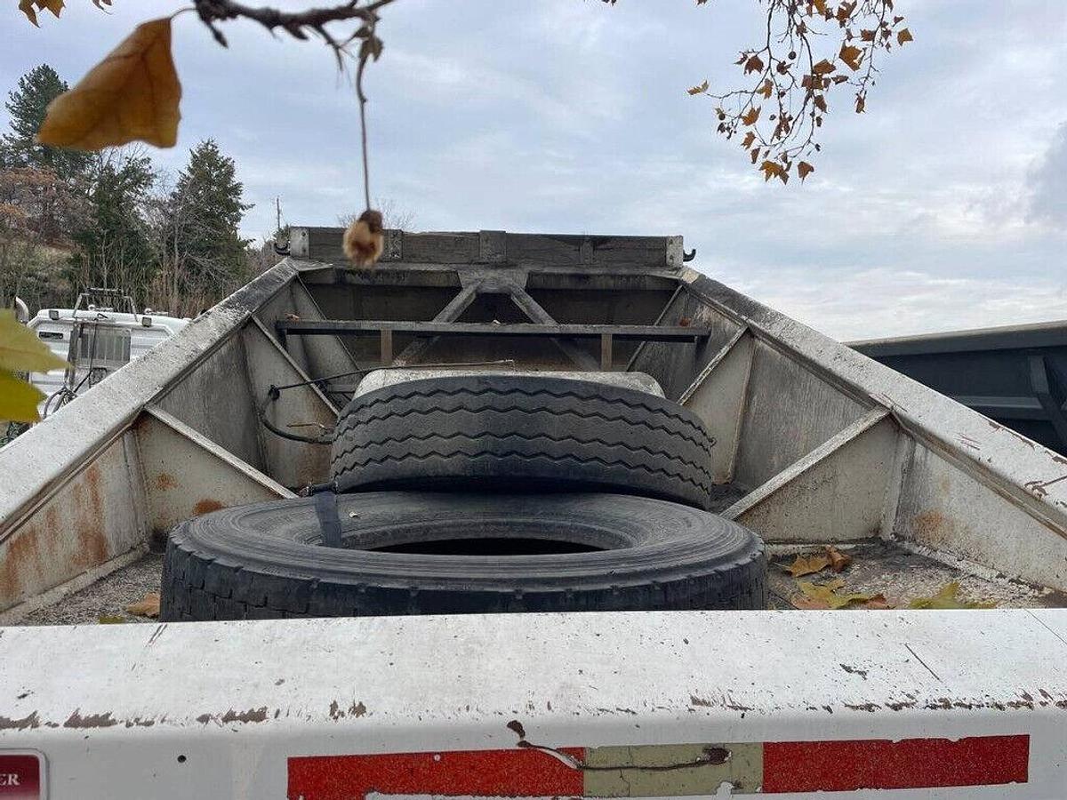 Used 1999 Road Master Belly Dump