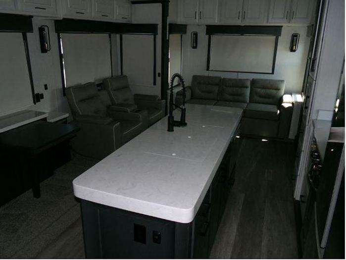 Used 2022 DRV Mobile Suites 36RSSB3