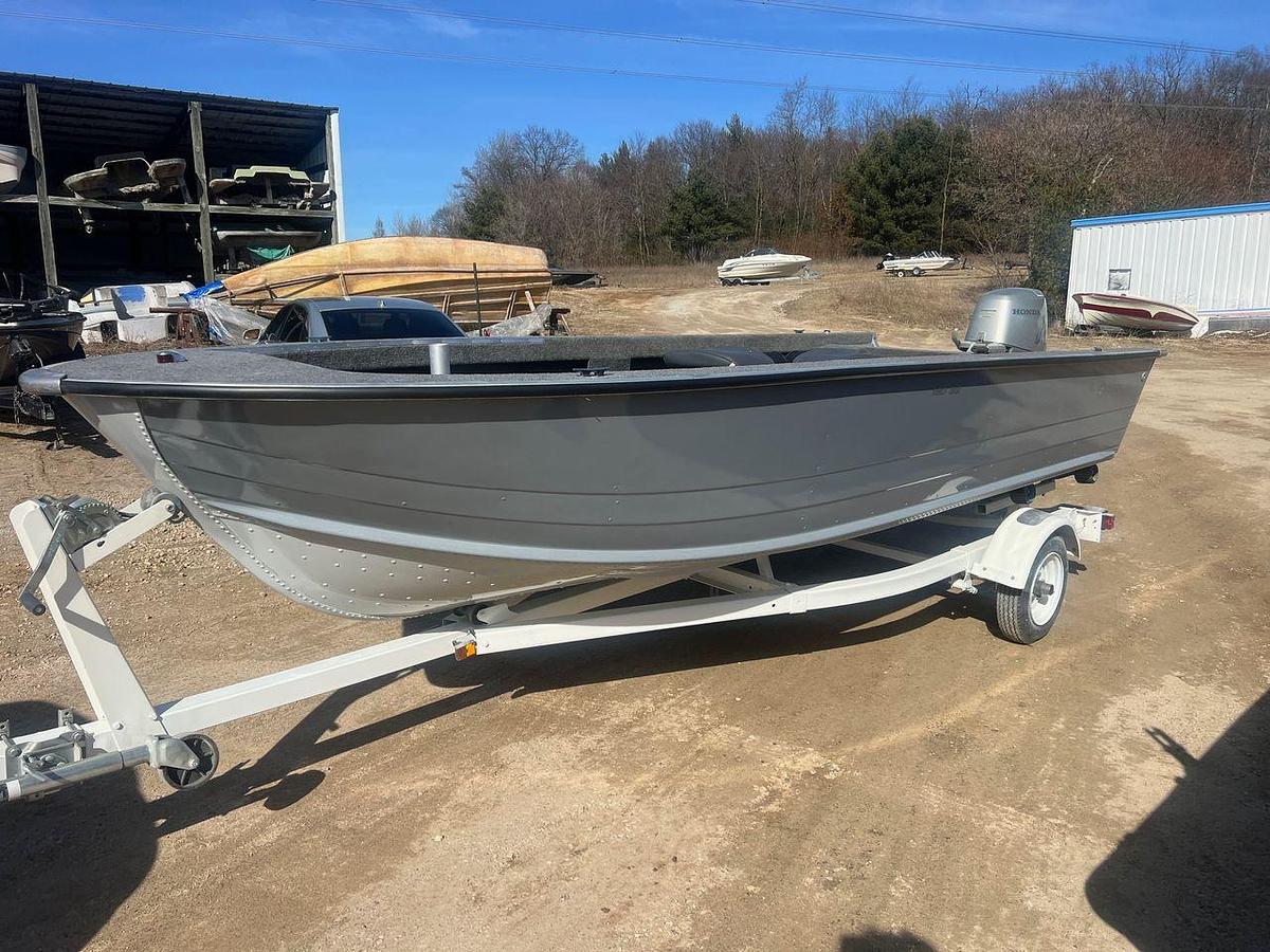 Used 1986 Starcraft 1600