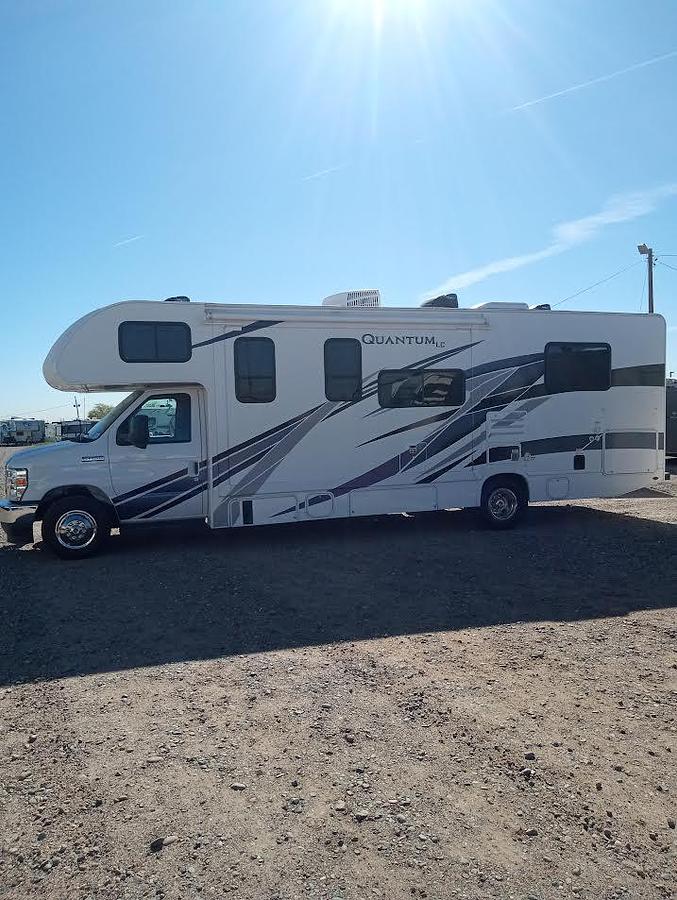 Used 2022 Thor Motor Coach Quantum Class C Motorhome