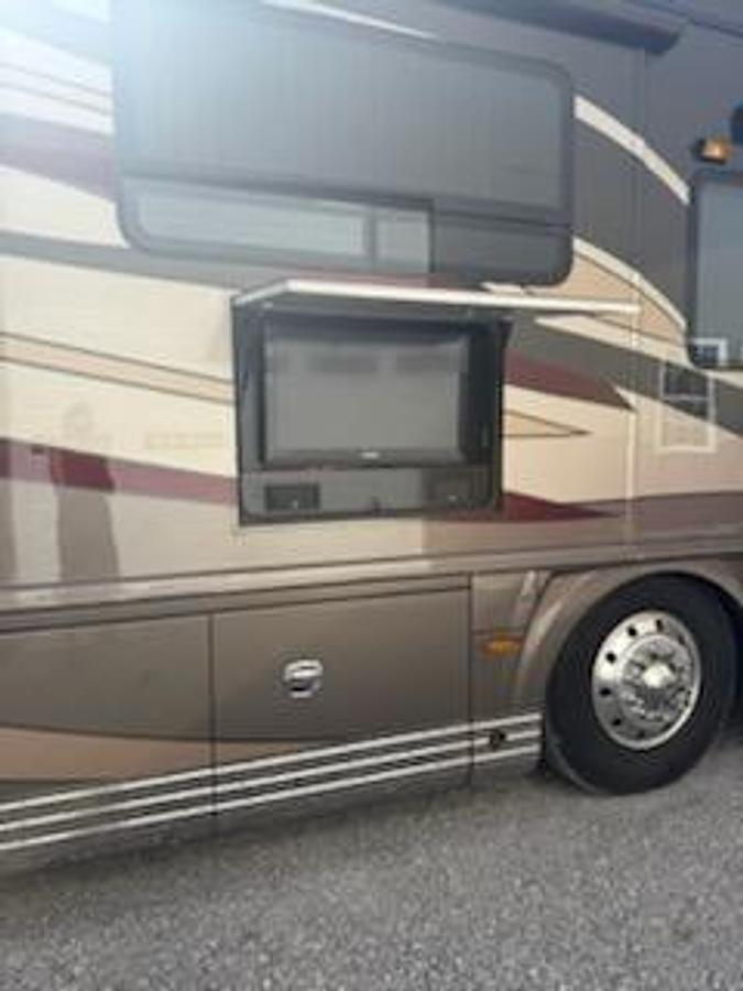 Used 2010 American Coach American Heritage 45bt