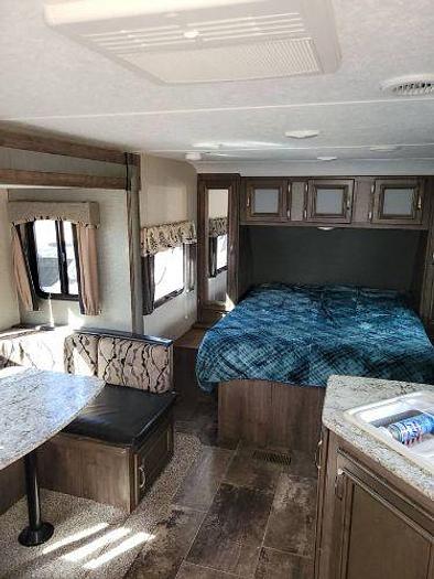 Used 2018 Keystone Passport Ultra Lite Grand Touring 2200RBWE