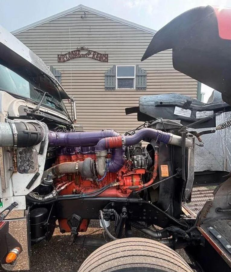 Used 2002 Kenworth W900