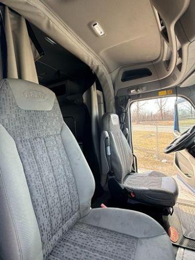 Used 2019 Peterbilt 579